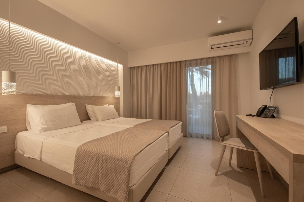Mythos Suites Hotel Tigaki Exterior foto