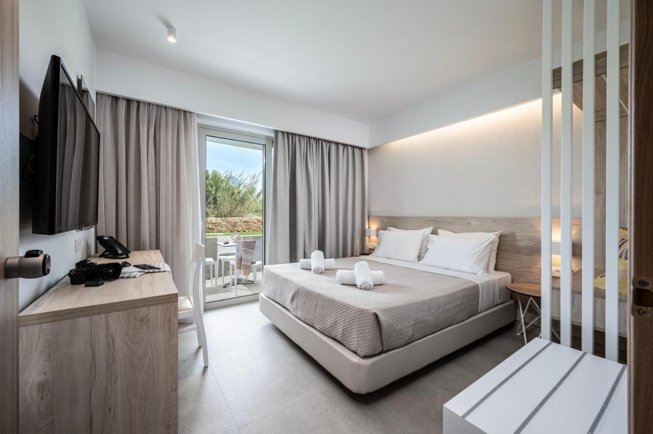 Mythos Suites Hotel Tigaki Exterior foto
